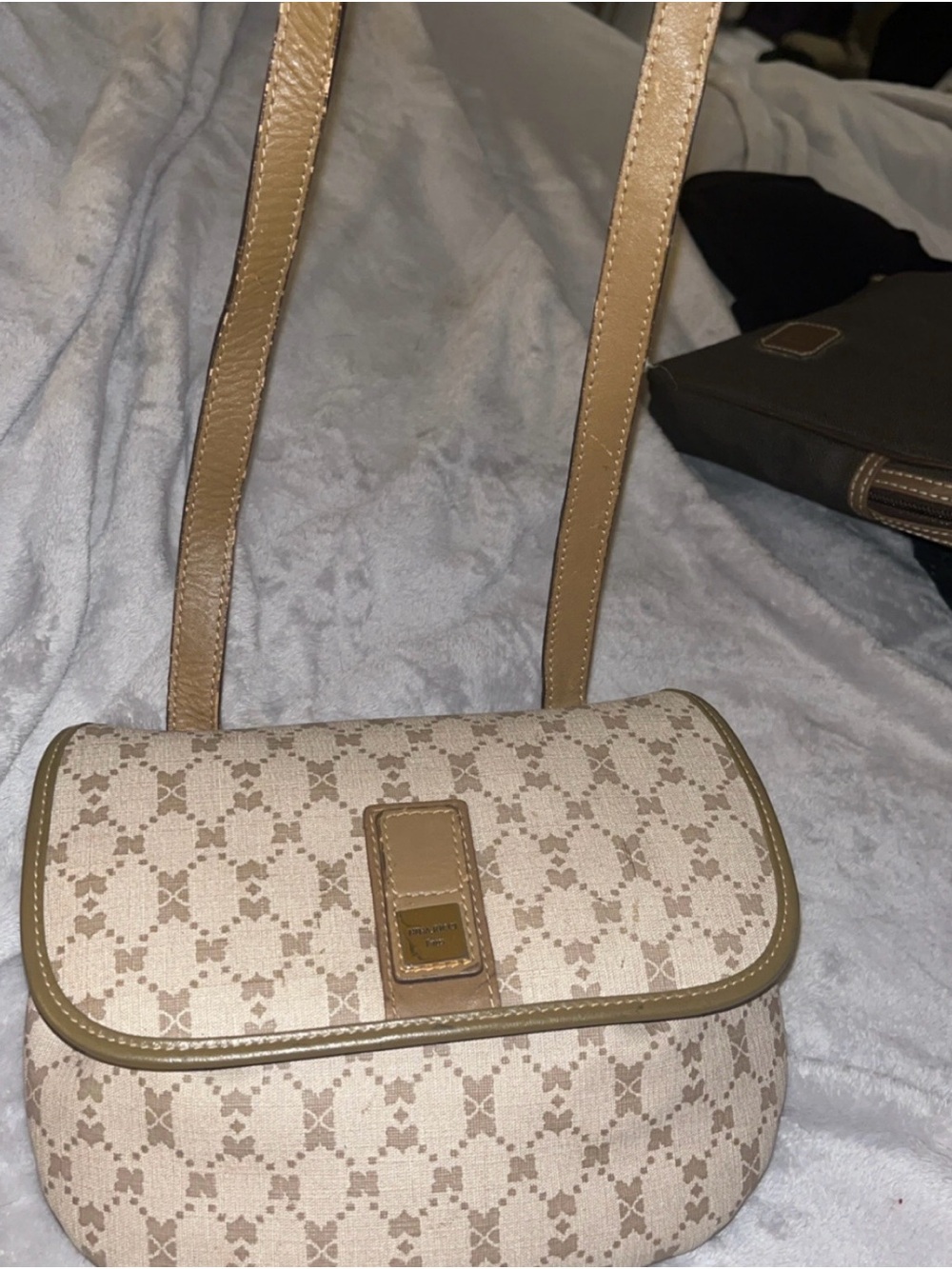 Nina Ricci Neutral Beige Leather Crossbody Interior - Zip Pocket